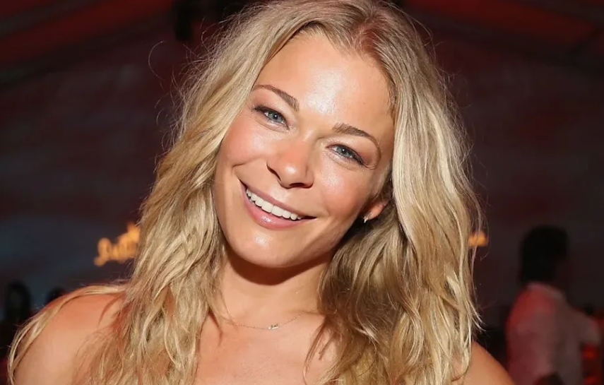 Country Music Star Enjoys a Carefree Day in the Sunshine!: Would You Recognize Her?