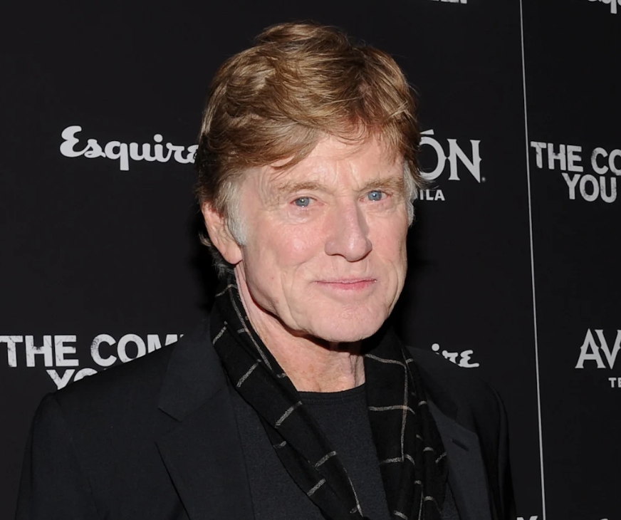 Hollywood Legend Spotted Before His Passing in 2025!: Can You Guess Who He Is?