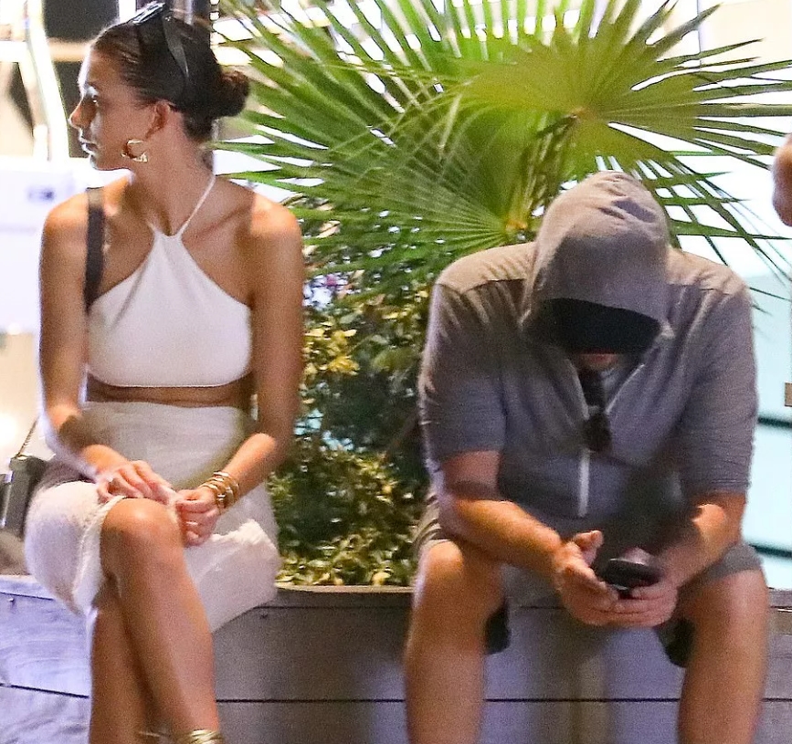 Hollywood Superstar Spotted with His Former Partner in Rare Paparazzi Photos: Do You Remember Them?