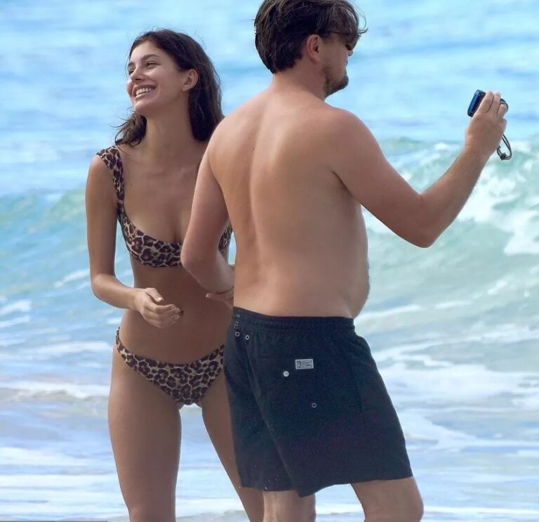 Hollywood Superstar Spotted with His Former Partner in Rare Paparazzi Photos: Do You Remember Them?