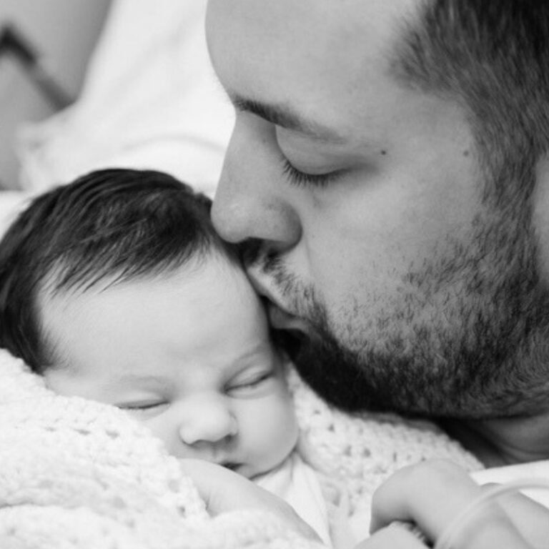 ‘I completely forgot I was pregnant, or that I was even married. I was only 21. It was a nightmare.’: Woman suffers amnesia in car accident