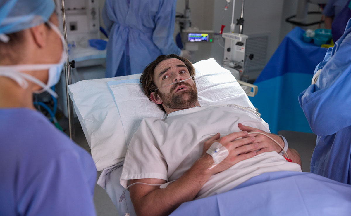 Mackenzie’s caught aiding and abetting. Abigail’s social justice campaign backfires. Will Sonny heed the doctor’s advice?