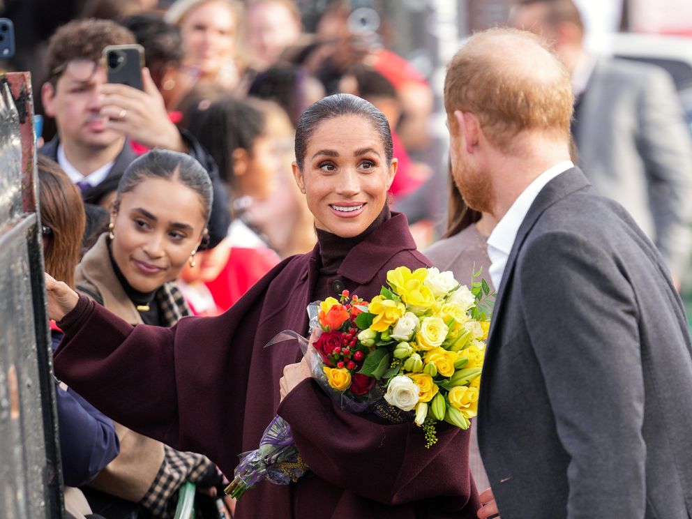 Prince Harry and Meghan Markle Make First Joint Appearance in Nottingham Since Returning to the UK — Body-Language Expert Identifies Five Signals — Photos