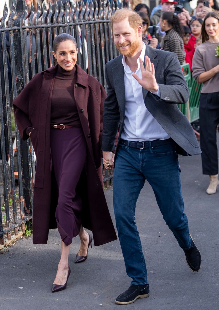 Prince Harry and Meghan Markle Make First Joint Appearance in Nottingham Since Returning to the UK — Body-Language Expert Identifies Five Signals — Photos