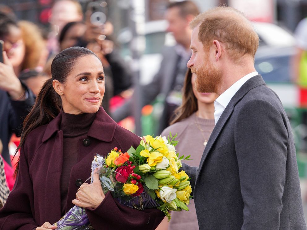 Prince Harry and Meghan Markle Make First Joint Appearance in Nottingham Since Returning to the UK — Body-Language Expert Identifies Five Signals — Photos