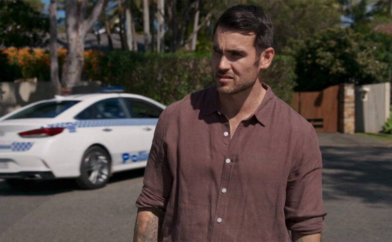 Tane’s hopes for acquittal are dashed. Lacey’s greatest fears are confirmed. David forces Cash to follow protocol.