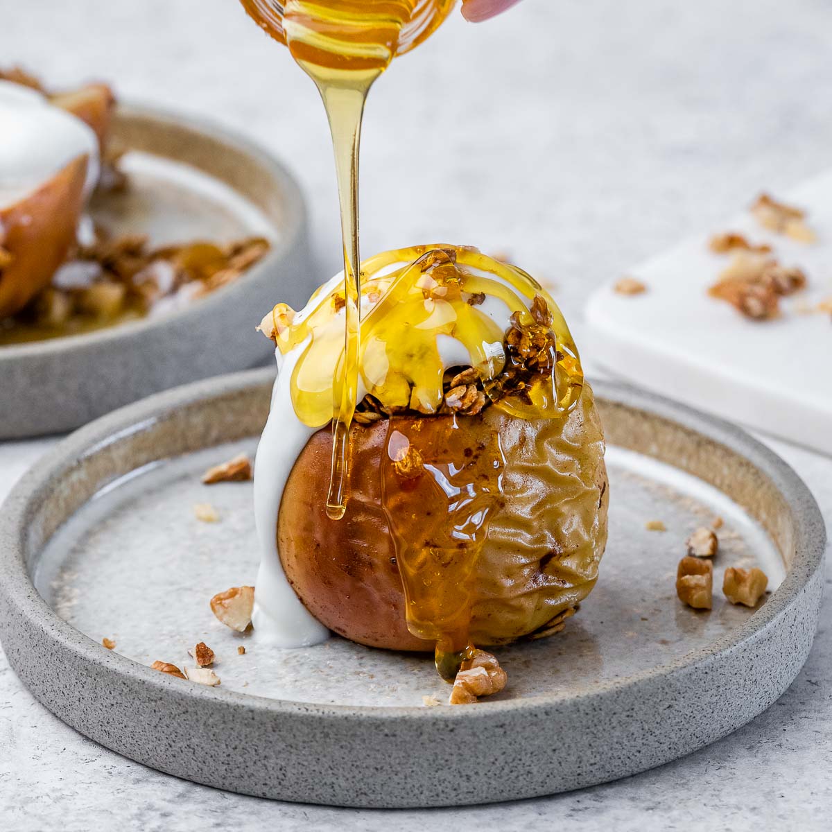 [VIDEO] Air-Fryer Baked Apples