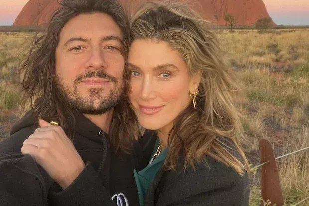💕 “WE’RE HAVING A BABY…” DELTA GOODREM’S EMOTIONAL REVEAL: After Years With Matthew Copley, the Couple Announces Their Biggest News Yet — But There’s More Behind This Moment… - Soaps Spoilers - Trends